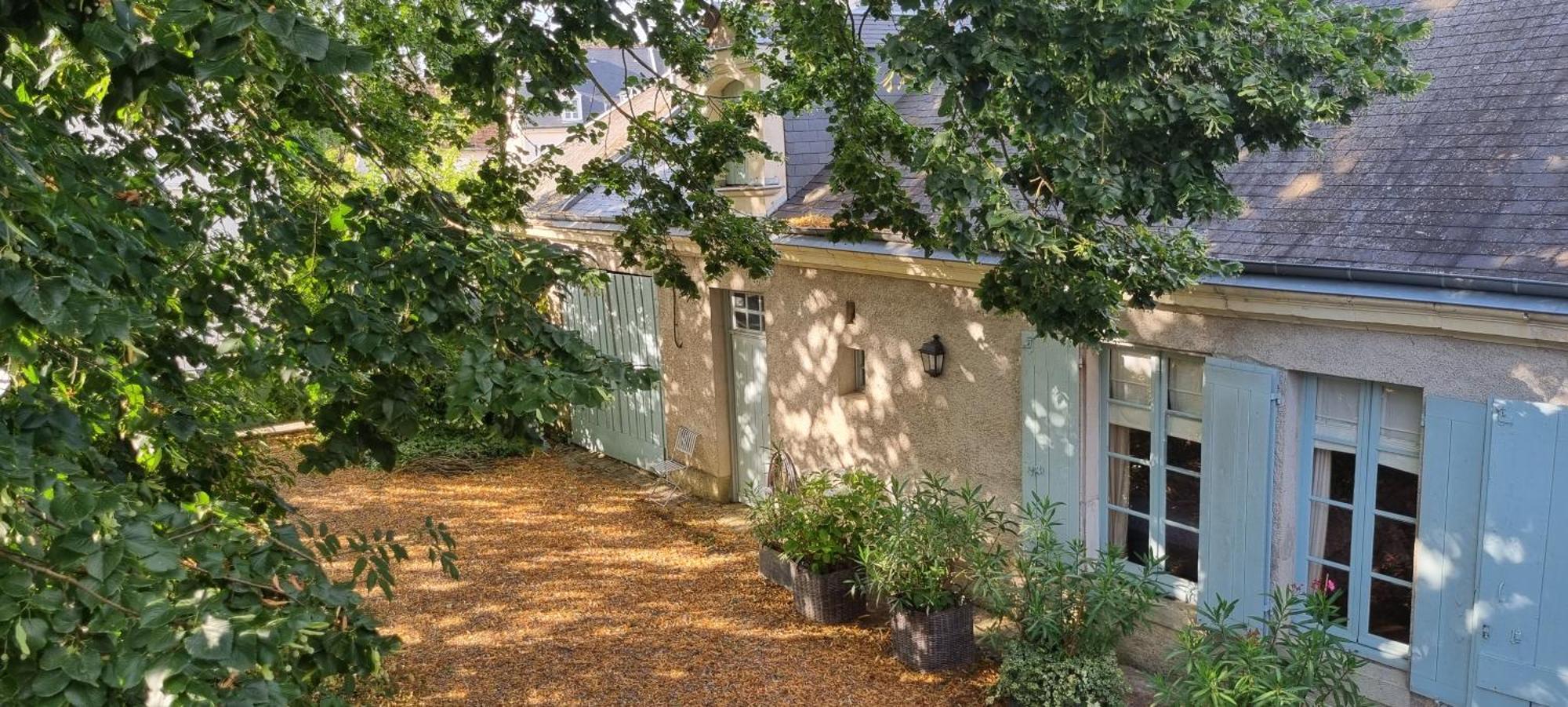 La Maison Celadon Prunay-Cassereau Buitenkant foto